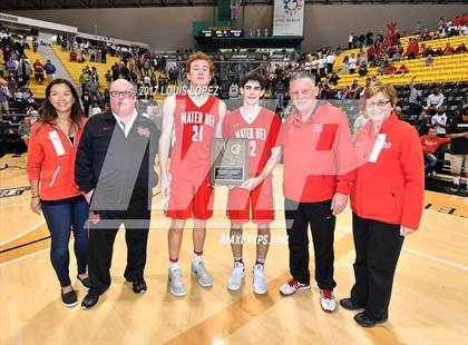 Thumbnail 1 in Mater Dei @ Bishop Montgomery (CIF Open DIV Southern Regional Final) photogallery.