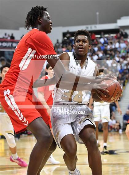 Thumbnail 3 in Mater Dei @ Bishop Montgomery (CIF Open DIV Southern Regional Final) photogallery.