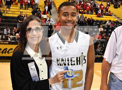 Thumbnail 1 in Mater Dei @ Bishop Montgomery (CIF Open DIV Southern Regional Final) photogallery.