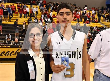Thumbnail 2 in Mater Dei @ Bishop Montgomery (CIF Open DIV Southern Regional Final) photogallery.