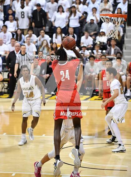 Thumbnail 2 in Mater Dei @ Bishop Montgomery (CIF Open DIV Southern Regional Final) photogallery.