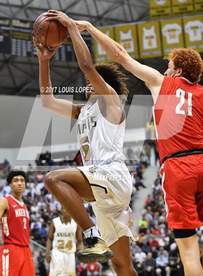 Thumbnail 3 in Mater Dei @ Bishop Montgomery (CIF Open DIV Southern Regional Final) photogallery.