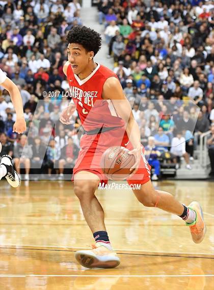 Thumbnail 3 in Mater Dei @ Bishop Montgomery (CIF Open DIV Southern Regional Final) photogallery.