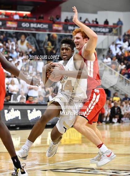 Thumbnail 3 in Mater Dei @ Bishop Montgomery (CIF Open DIV Southern Regional Final) photogallery.