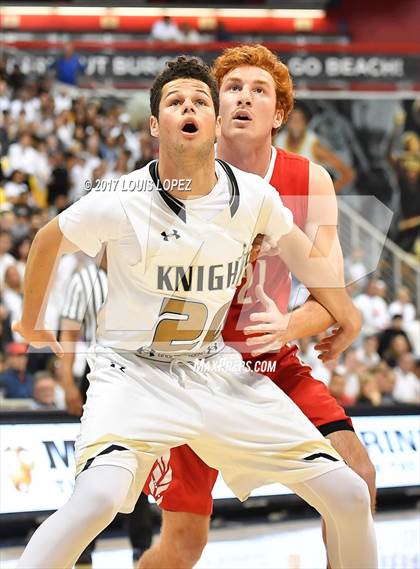 Thumbnail 1 in Mater Dei @ Bishop Montgomery (CIF Open DIV Southern Regional Final) photogallery.