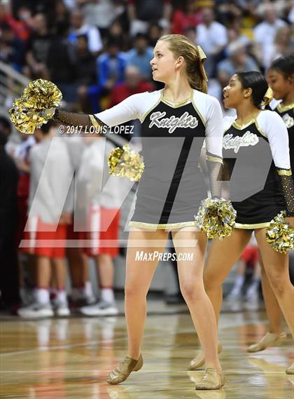 Thumbnail 2 in Mater Dei @ Bishop Montgomery (CIF Open DIV Southern Regional Final) photogallery.