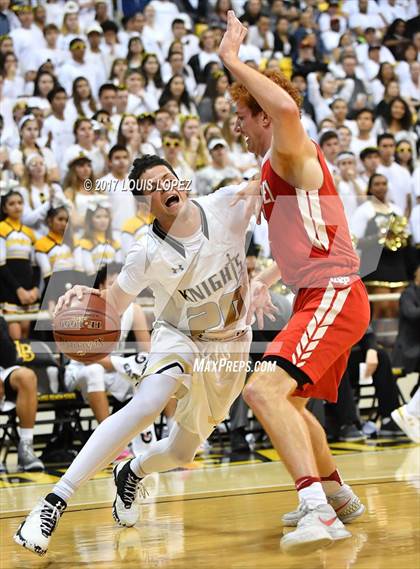 Thumbnail 3 in Mater Dei @ Bishop Montgomery (CIF Open DIV Southern Regional Final) photogallery.