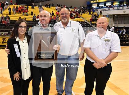 Thumbnail 2 in Mater Dei @ Bishop Montgomery (CIF Open DIV Southern Regional Final) photogallery.