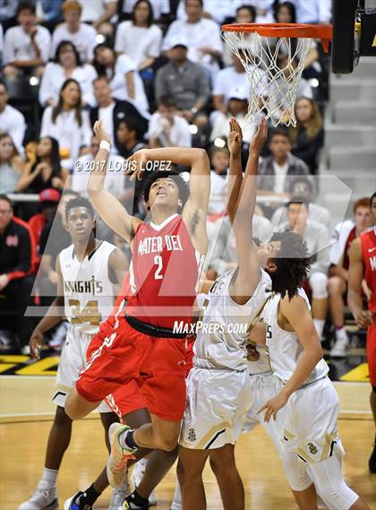 Thumbnail 2 in Mater Dei @ Bishop Montgomery (CIF Open DIV Southern Regional Final) photogallery.