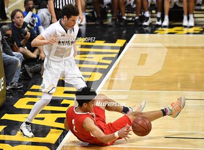 Thumbnail 1 in Mater Dei @ Bishop Montgomery (CIF Open DIV Southern Regional Final) photogallery.