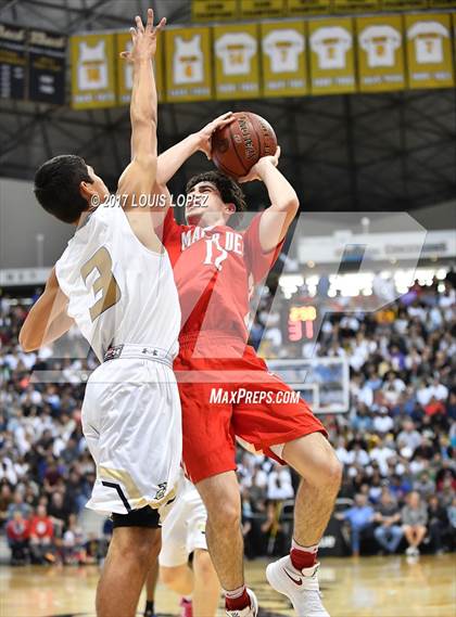 Thumbnail 2 in Mater Dei @ Bishop Montgomery (CIF Open DIV Southern Regional Final) photogallery.