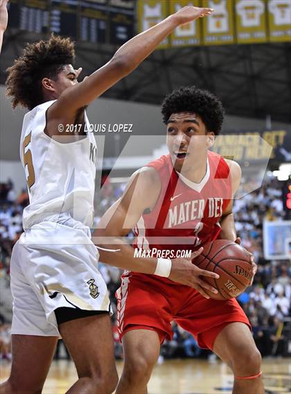Thumbnail 1 in Mater Dei @ Bishop Montgomery (CIF Open DIV Southern Regional Final) photogallery.