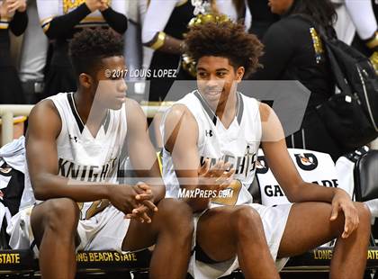 Thumbnail 2 in Mater Dei @ Bishop Montgomery (CIF Open DIV Southern Regional Final) photogallery.