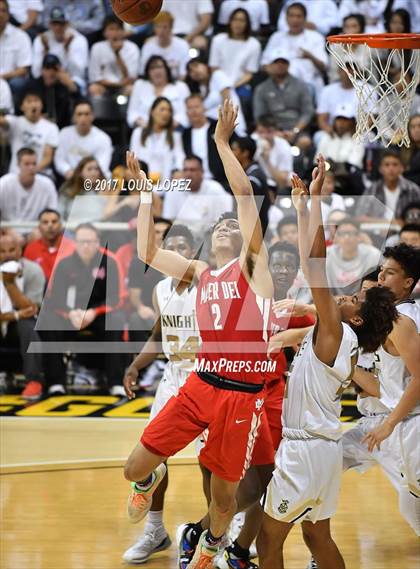 Thumbnail 1 in Mater Dei @ Bishop Montgomery (CIF Open DIV Southern Regional Final) photogallery.
