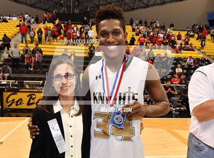 Thumbnail 2 in Mater Dei @ Bishop Montgomery (CIF Open DIV Southern Regional Final) photogallery.