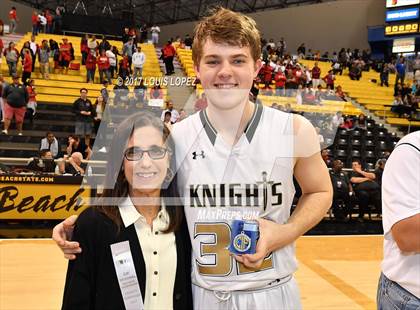 Thumbnail 2 in Mater Dei @ Bishop Montgomery (CIF Open DIV Southern Regional Final) photogallery.