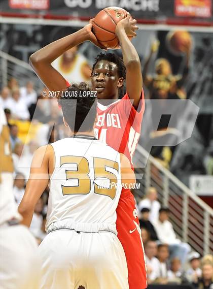 Thumbnail 1 in Mater Dei @ Bishop Montgomery (CIF Open DIV Southern Regional Final) photogallery.