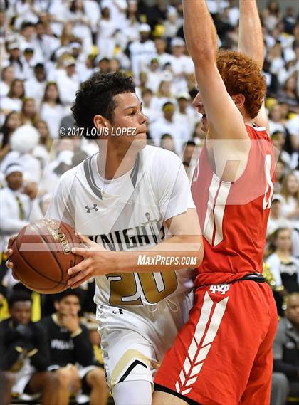 Thumbnail 3 in Mater Dei @ Bishop Montgomery (CIF Open DIV Southern Regional Final) photogallery.