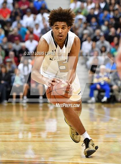 Thumbnail 2 in Mater Dei @ Bishop Montgomery (CIF Open DIV Southern Regional Final) photogallery.