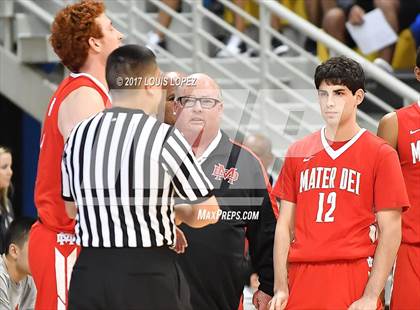 Thumbnail 1 in Mater Dei @ Bishop Montgomery (CIF Open DIV Southern Regional Final) photogallery.