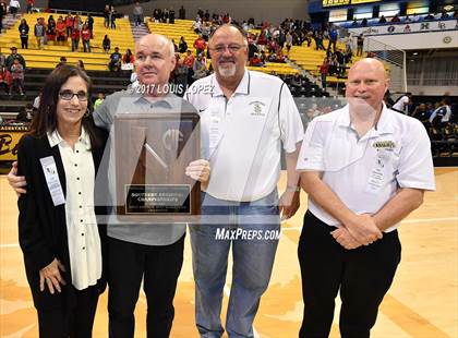 Thumbnail 1 in Mater Dei @ Bishop Montgomery (CIF Open DIV Southern Regional Final) photogallery.