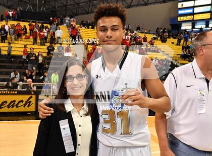 Thumbnail 1 in Mater Dei @ Bishop Montgomery (CIF Open DIV Southern Regional Final) photogallery.