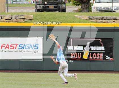 Thumbnail 2 in Maize vs. Shawnee Heights (KSHSAA 5A Quarterfinal) photogallery.