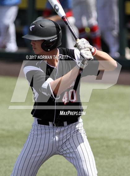 Thumbnail 1 in Maize vs. Shawnee Heights (KSHSAA 5A Quarterfinal) photogallery.