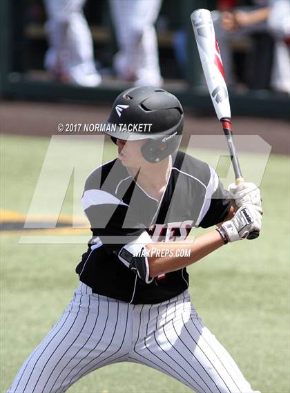 Thumbnail 1 in Maize vs. Shawnee Heights (KSHSAA 5A Quarterfinal) photogallery.