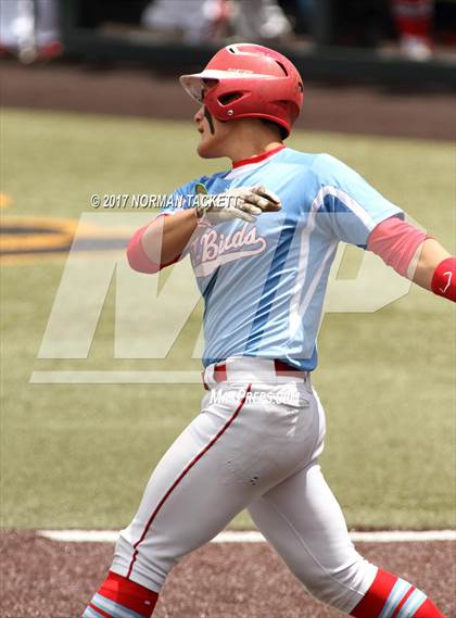 Thumbnail 2 in Maize vs. Shawnee Heights (KSHSAA 5A Quarterfinal) photogallery.