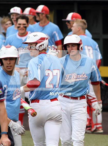Thumbnail 2 in Maize vs. Shawnee Heights (KSHSAA 5A Quarterfinal) photogallery.