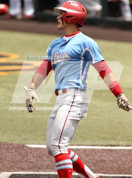 Thumbnail 3 in Maize vs. Shawnee Heights (KSHSAA 5A Quarterfinal) photogallery.
