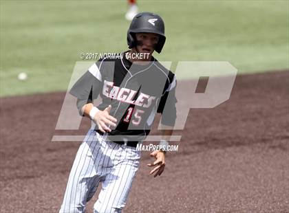 Thumbnail 1 in Maize vs. Shawnee Heights (KSHSAA 5A Quarterfinal) photogallery.