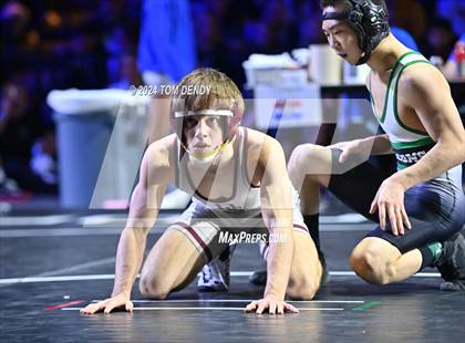 Thumbnail 3 in UIL 6A Championship Finals 106, 113, 120lb photogallery.