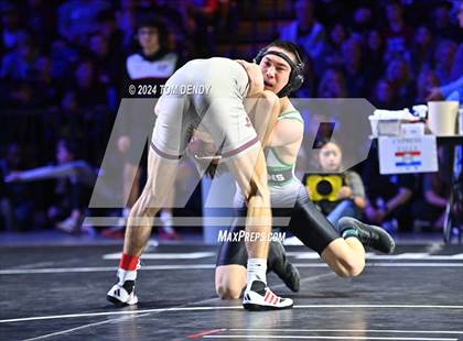 Thumbnail 3 in UIL 6A Championship Finals 106, 113, 120lb photogallery.