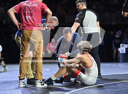 Thumbnail 3 in UIL 6A Championship Finals 106, 113, 120lb photogallery.