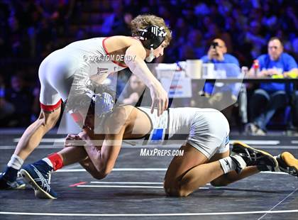 Thumbnail 3 in UIL 6A Championship Finals 106, 113, 120lb photogallery.