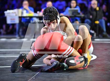 Thumbnail 3 in UIL 6A Championship Finals 106, 113, 120lb photogallery.