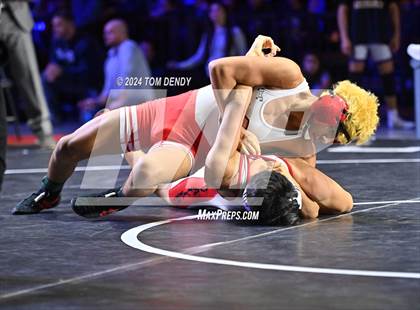 Thumbnail 3 in UIL 6A Championship Finals 106, 113, 120lb photogallery.
