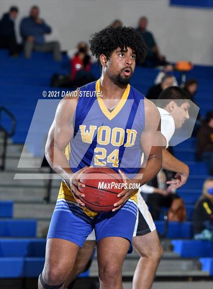 Thumbnail 1 in Wood vs. Yuba City (Les Curry Invitational) photogallery.