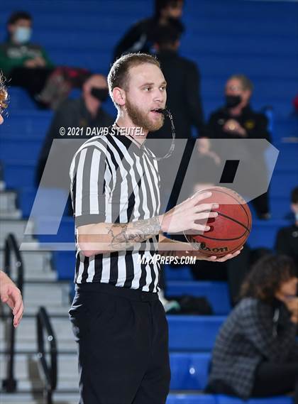 Thumbnail 3 in Wood vs. Yuba City (Les Curry Invitational) photogallery.
