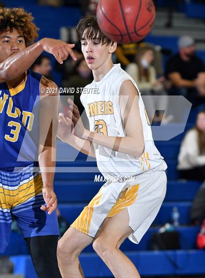 Thumbnail 1 in Wood vs. Yuba City (Les Curry Invitational) photogallery.