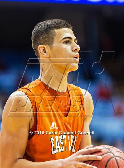 Thumbnail 2 in East Lincoln vs Kinston (NCHSAA 2A Final) photogallery.