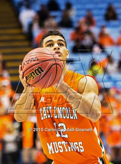 Thumbnail 2 in East Lincoln vs Kinston (NCHSAA 2A Final) photogallery.