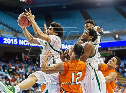 Thumbnail 2 in East Lincoln vs Kinston (NCHSAA 2A Final) photogallery.
