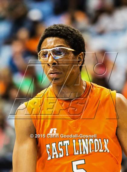 Thumbnail 2 in East Lincoln vs Kinston (NCHSAA 2A Final) photogallery.