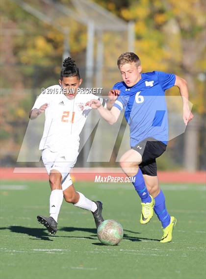 Thumbnail 2 in Denver West vs. Longmont (CHSAA 4A 1st Round) photogallery.