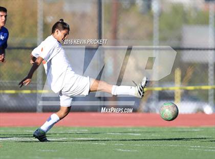 Thumbnail 3 in Denver West vs. Longmont (CHSAA 4A 1st Round) photogallery.