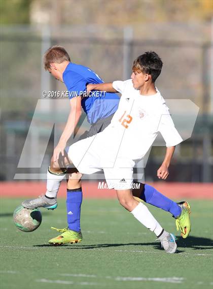 Thumbnail 2 in Denver West vs. Longmont (CHSAA 4A 1st Round) photogallery.