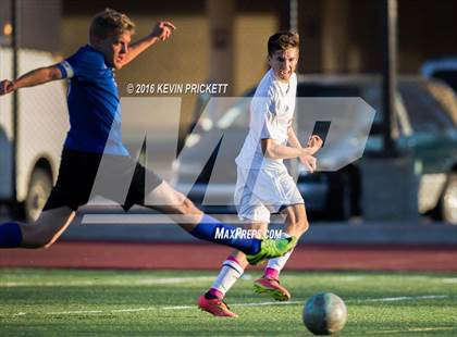 Thumbnail 3 in Denver West vs. Longmont (CHSAA 4A 1st Round) photogallery.